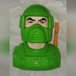 Centurions Max Ray slotted cash / coin bank - Vintage 1986